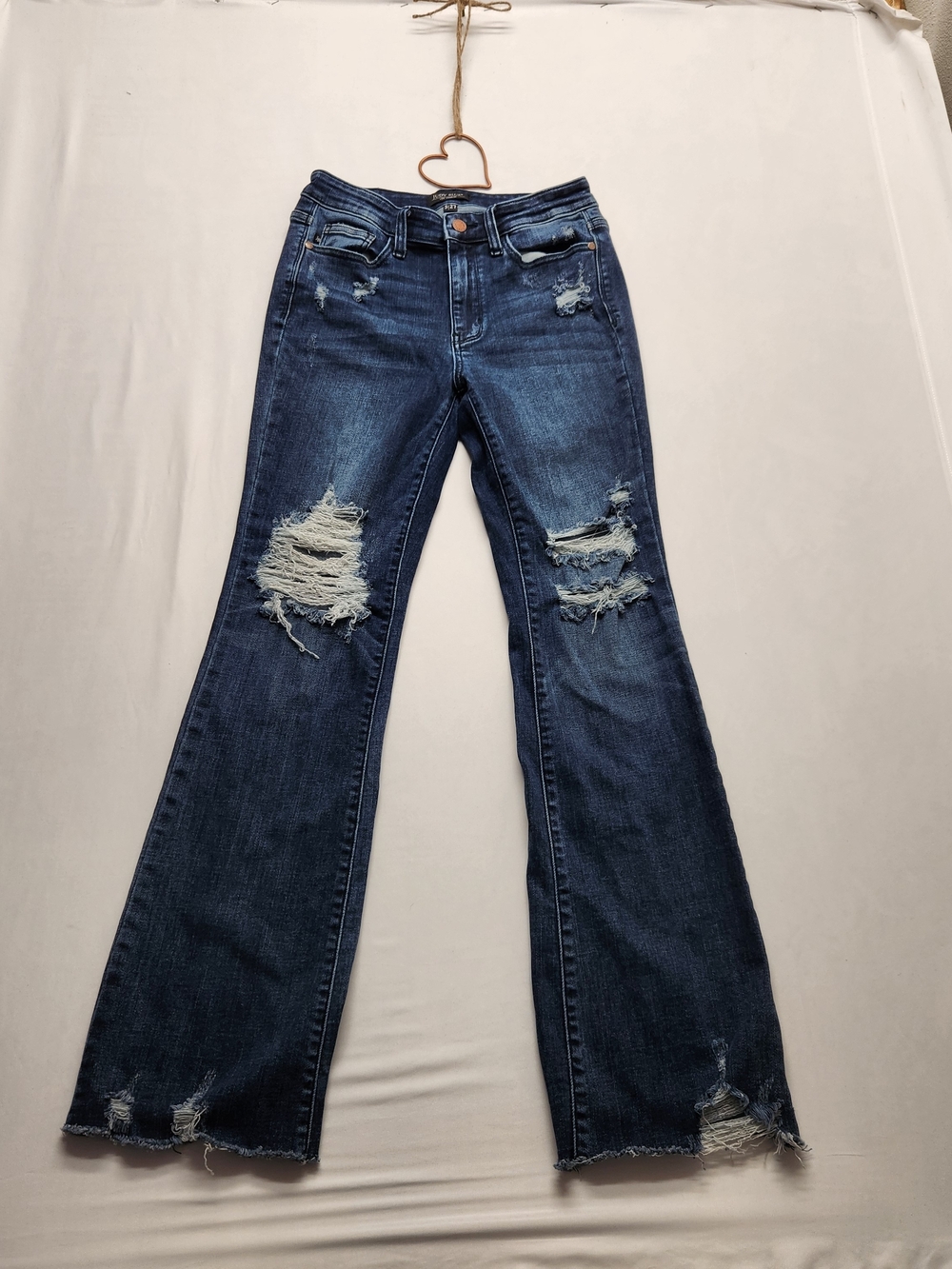 ⭐️Judy Blue Mid Rise Slim Bootcut Jeans | Distressed Dark Wash | Size 5/27